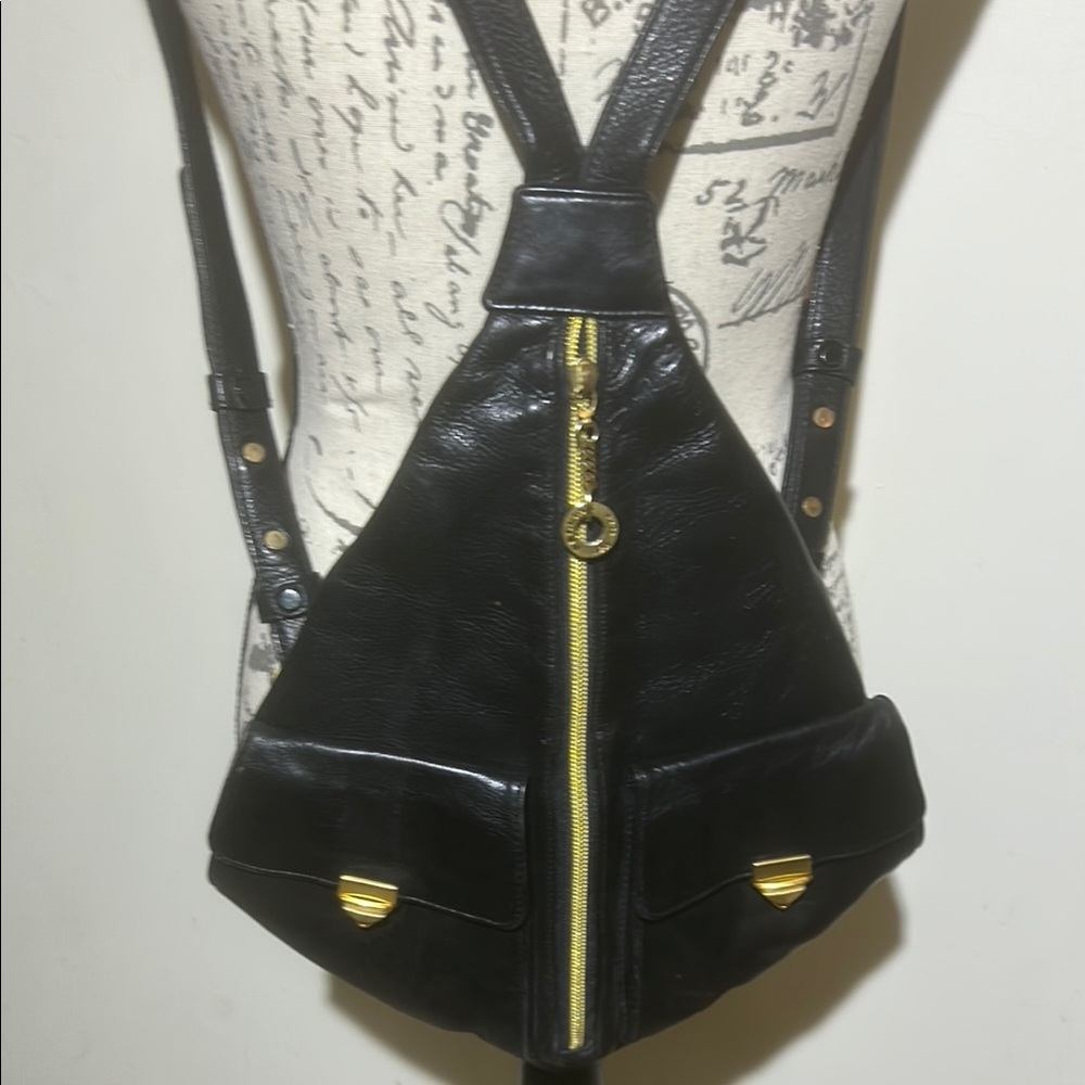 Vintage Perlina leather with gold hardware.